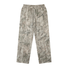 Load image into Gallery viewer, GolfStrz Unisex Fleece Tree Camo Sweatpants

